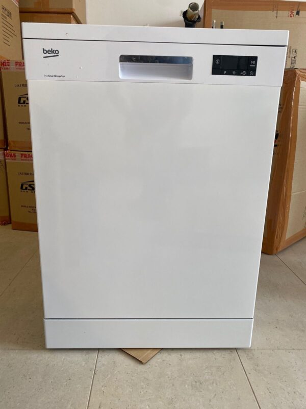 Dishwasher Free Standing from Beko