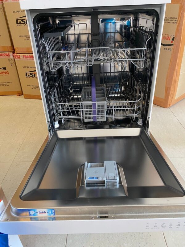 Dishwasher Free Standing from Beko - Image 2