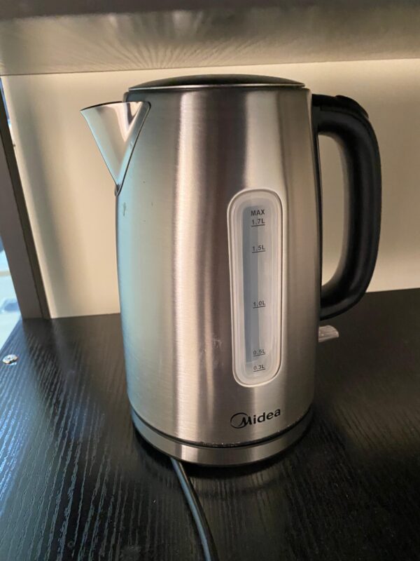 Kettle from Midea