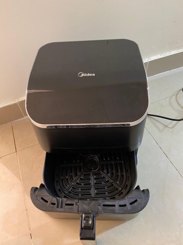 Airfryer from Midea