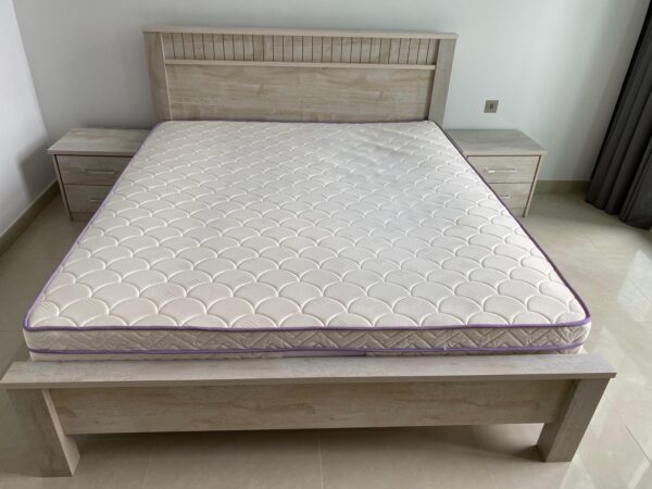 Bed King with Mattress from Home Center - Image 2