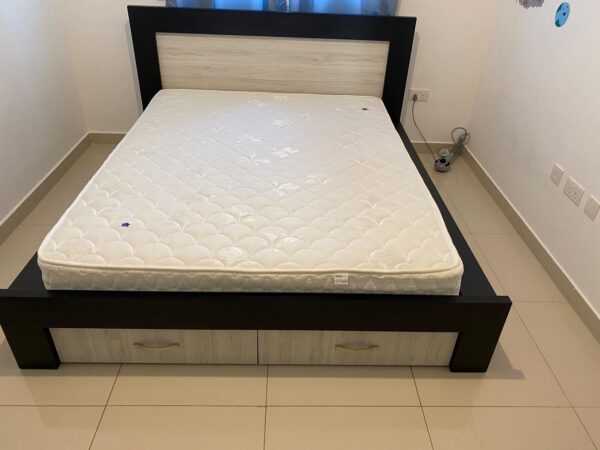 Bed King with Mattress from Home Center